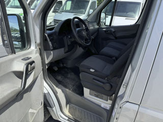 Volkswagen Crafter 35 2.0 TDI foto 8