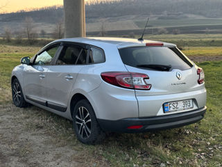 Renault Megane foto 2