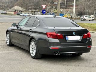 BMW 5 Series foto 3