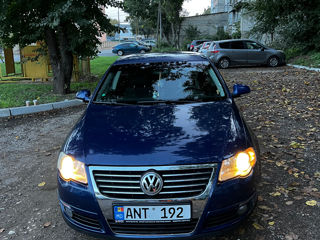 Volkswagen Passat foto 2