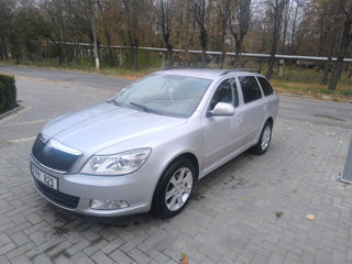 Skoda Octavia foto 3