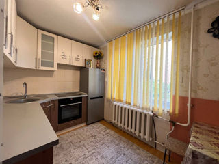 Apartament cu 1 cameră, 39 m², Buiucani, Chișinău foto 1