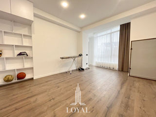 Apartament cu 2 camere, 82 m², Centru, Chișinău foto 5