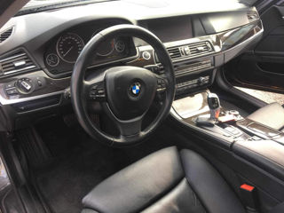 BMW 5 Series foto 5