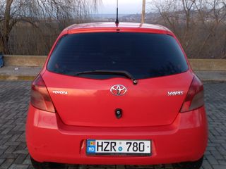 Toyota Yaris foto 4