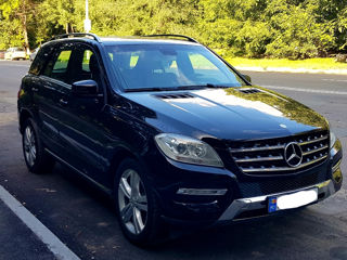 Mercedes M-Class foto 2