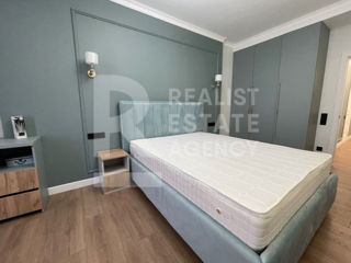 Apartament cu 2 camere, 80 m², Centru, Chișinău foto 3