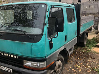 Mitsubishi Canter foto 2