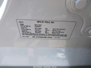 Tesla Model Y foto 7