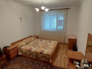 Apartament cu 2 camere, 54 m², Centru, Ialoveni foto 3