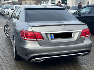 Mercedes E-Class foto 5