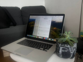 MacBook Pro 15-inch, Mid 2015 foto 1
