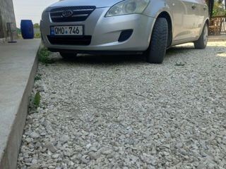 KIA Ceed foto 1