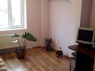 Casa pentru 2 familii, în com. Gratiesti, str.Independentei foto 9