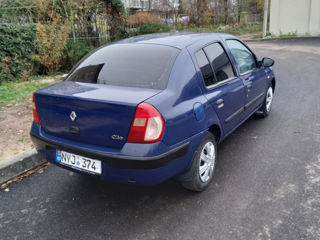 Renault Clio Symbol foto 4