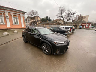 Lexus UX foto 4