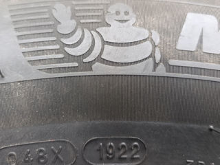 215 60 17, 2022 Michelin iarnă 90% foto 2