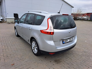 Renault Grand Scenic foto 9