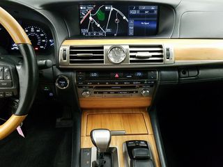 Lexus LS Series foto 8