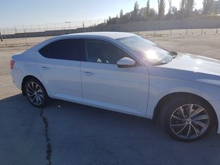 Skoda Superb foto 10