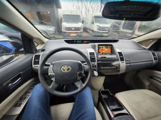 Toyota Prius foto 8