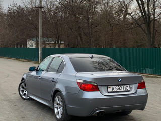 BMW 5 Series foto 5