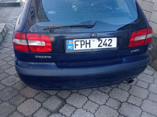 Volvo V40 foto 2