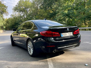 BMW 5 Series foto 4