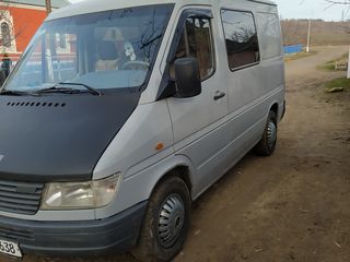 Mercedes Sprinter 212 foto 7