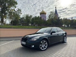 BMW 5 Series foto 1