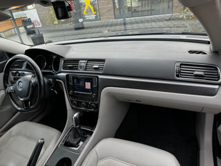 Volkswagen Passat foto 9