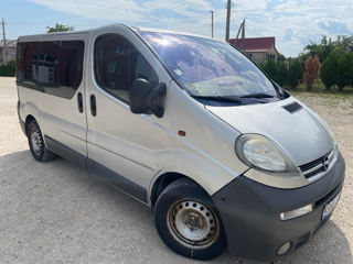 Opel Vivaro foto 10