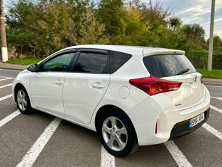 Toyota Auris foto 4