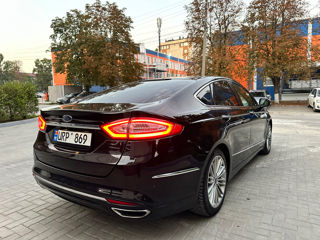 Ford Fusion foto 5