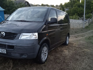 Volkswagen T5 foto 2