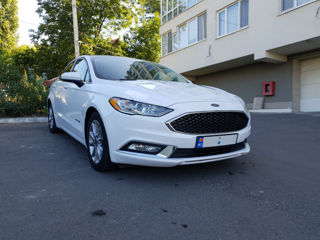 Ford Fusion foto 1