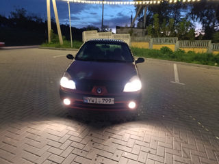 Renault Clio foto 5