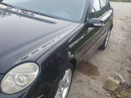 Mercedes E Class foto 1