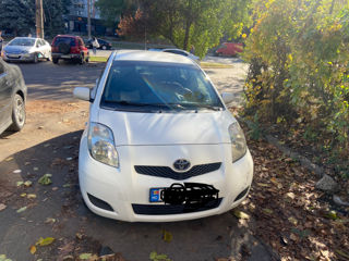 Toyota Yaris foto 2