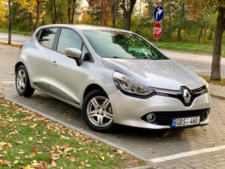 Renault Clio foto 2