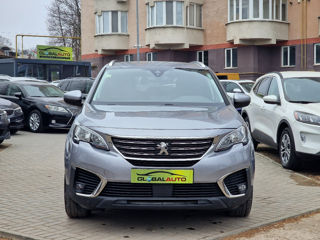 Peugeot 5008 foto 2