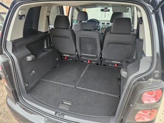 Volkswagen Touran foto 8