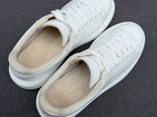 Alexander McQueen Oversized Sneakers. Размер 38. Оригинал. В хорошем состоянии. foto 9