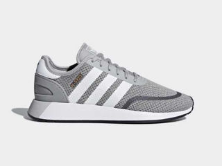 Adidas (N-5923) новые кроссовки оригинал . foto 4