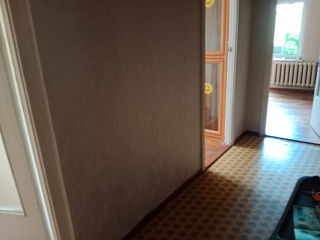 2-комн. кв., 42 м², 3/5 эт.