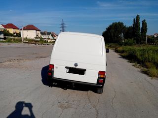 Volkswagen T4 foto 2