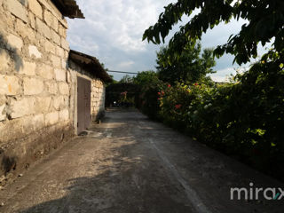 Se vinde jumatate de casă pe str. Mihai Eminescu, or. Ialoveni! foto 12