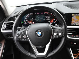 BMW 3 Series foto 12