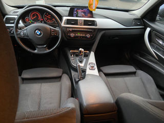 BMW 3 Series foto 8