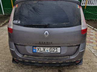 Renault Grand Scenic foto 3